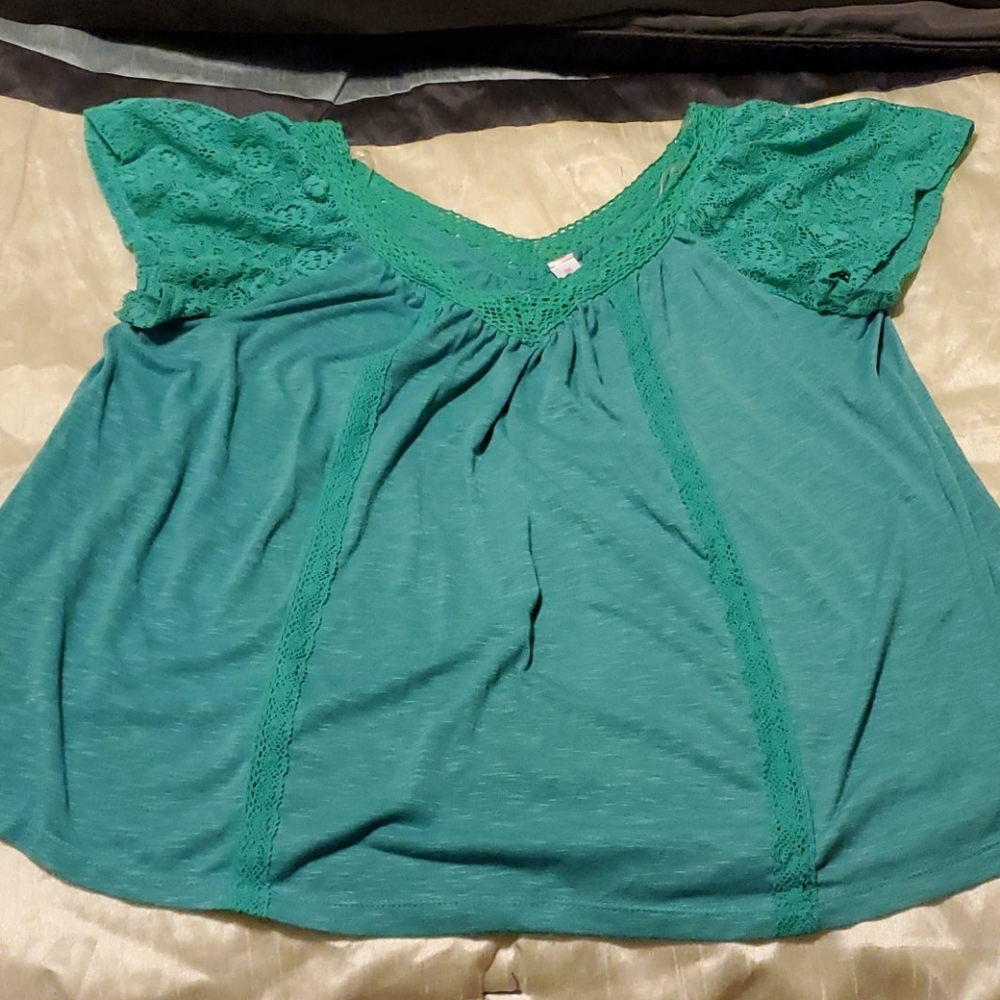 Women's Top